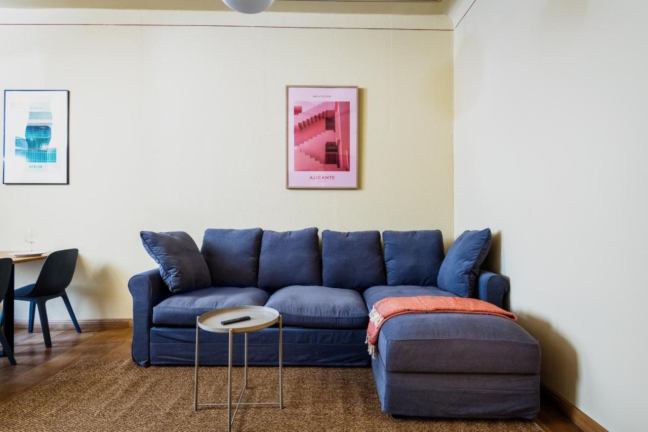 Super Zentral Super Schoener Altbau In Moabit Rostockerstrasse Im Herzen Von Berlin Fuer Bis Zu 6 Personen Esterno foto