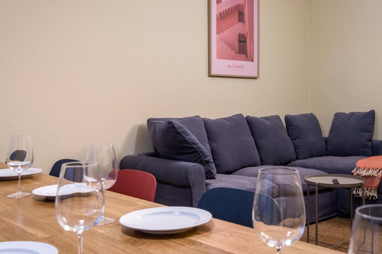Super Zentral Super Schoener Altbau In Moabit Rostockerstrasse Im Herzen Von Berlin Fuer Bis Zu 6 Personen Esterno foto