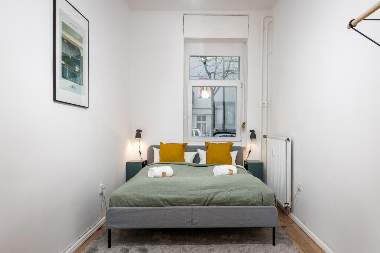 Super Zentral Super Schoener Altbau In Moabit Rostockerstrasse Im Herzen Von Berlin Fuer Bis Zu 6 Personen Esterno foto